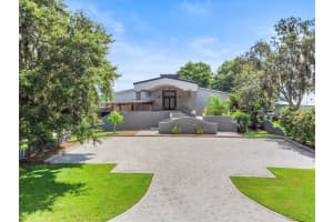 3824 GAINES DRIVE, WINTER HAVEN, FL 33884 Sold 03/10/25