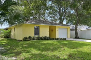 2551 TEMPLE STREET, SARASOTA, FL 34239 Sold 09/12/24