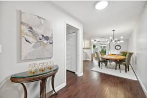 2551 TEMPLE STREET, SARASOTA, FL 34239 Sold 09/12/24