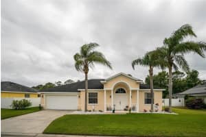 443 WHITTIER STREET, DAVENPORT, FL 33896 Sold 10/18/24