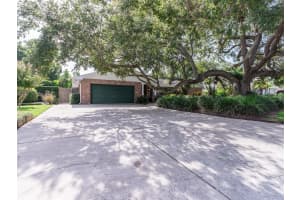152 LAKE MARIAM ROAD, WINTER HAVEN, FL 33884 Sold 09/19/24