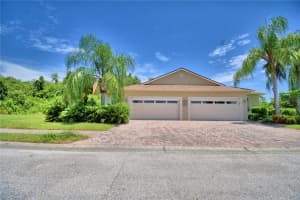 1407 VIENNA SQUARE DR, WINTER HAVEN, FL 33884 Sold 10/18/24