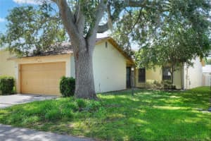 4420 GLENNS LANDING, WINTER HAVEN, FL 33884 Sold 05/01/25
