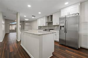 2179 CASTLE POINT, WINTER HAVEN, FL 33880 Sold 03/26/25