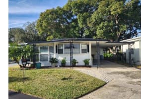 117 PARADISE LANE, AUBURNDALE, FL 33823 Sold 01/21/25