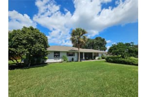 601 TURNBERRY COURT, WINTER HAVEN, FL 33884 Sold 01/29/25