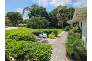 601 TURNBERRY COURT, WINTER HAVEN, FL 33884 Sold 01/29/25