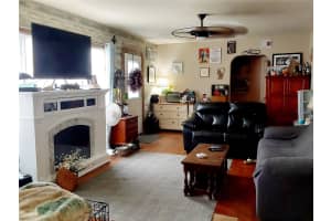 590 AVENUE E SE, WINTER HAVEN, FL 33880 Sold 11/01/24