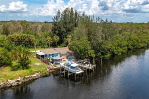 1422 Bayshore Rd, RUSKIN