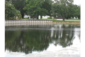 4 HUNTLEY COURT, HAINES CITY, FL 33844 Sold 11/04/24