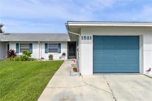 1521 Oakview Cir Se, WINTER HAVEN
