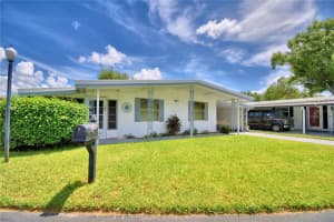 104 PARADISE LANE, AUBURNDALE, FL 33823 - MLS#MFRP4931798