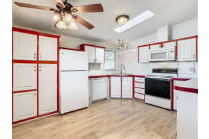 226 JOANNE DRIVE, DAVENPORT, FL 33897 Sold 12/20/24