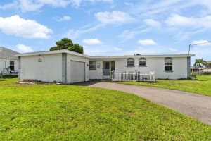 272 TARPON BOULEVARD, PORT CHARLOTTE, FL 33952 Sold 04/18/25
