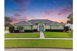 680 SQUARE LAKE DRIVE, BARTOW, FL 33830 Sold 11/25/24
