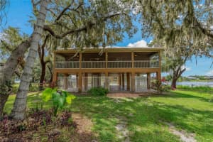 3038 Spirit Lake Dr, WINTER HAVEN