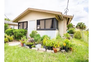 1717 DR MARTIN L KING JR WAY, HAINES CITY, FL 33844 Sold 02/05/25