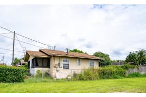 1717 DR MARTIN L KING JR WAY, HAINES CITY, FL 33844 Sold 02/05/25