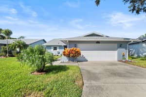 1437 GRAND CAYMAN CIRCLE, WINTER HAVEN, FL 33884 Sold 04/10/25