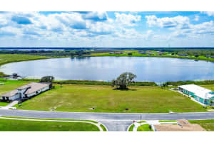 156 VALENCIA RIDGE DRIVE, AUBURNDALE, FL 33823 Sold 01/12/26