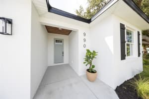 990 THOMAS ROAD, WINTER HAVEN, FL 33880 Sold 12/05/24