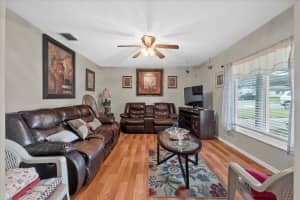 132 POE DR DRIVE, WINTER HAVEN, FL 33884 Sold 11/20/24