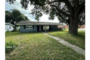 100 STEVENSON ROAD, WINTER HAVEN, FL 33884 Sold 01/10/25
