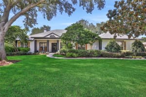 202 MCLEAN POINT, WINTER HAVEN, FL 33884 Sold 11/25/24