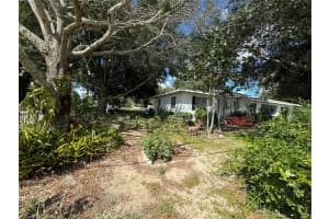 605 FLORIDA AVENUE, DUNDEE, FL 33838 Sold 05/16/25