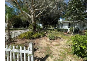 605 FLORIDA AVENUE, DUNDEE, FL 33838 Sold 05/16/25