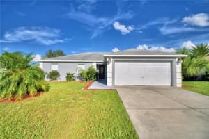 336 LAKE ELOISE POINTE DRIVE, WINTER HAVEN, FL 33880 Sold 04/30/25