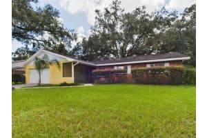 1727 Silverwood Dr, BRANDON