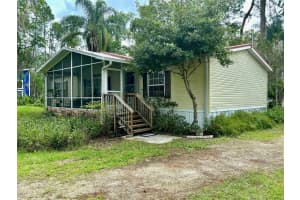 313 RILEY LAKE DRIVE, HAWTHORNE, FL 32640 Sold 04/04/25