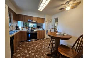 1535 OAKVIEW CIRCLE, WINTER HAVEN, FL 33880 Sold 02/11/25