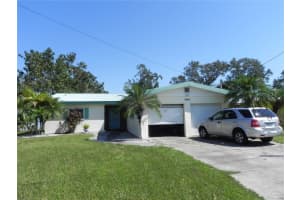 2201 PILAKLAKAHA AVENUE, AUBURNDALE, FL 33823 Sold 07/08/25