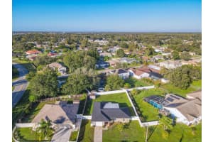 704 DEL PRADO DRIVE, KISSIMMEE, FL 34758 Sold 02/19/25