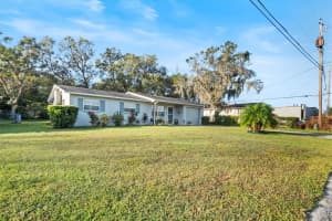 2221 PILAKLAKAHA AVENUE, AUBURNDALE, FL 33823 Sold 05/14/25