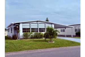 907 FOREST LAKE DRIVE, LAKELAND, FL 33809 Sold 02/05/25
