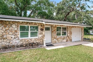 1914 CLOVERLAWN AVENUE, ORLANDO, FL 32806 Sold 12/18/24