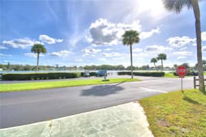 4710 DOGWOOD STREET, WINTER HAVEN, FL 33880 Sold 04/09/25