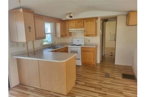 9705 LAKE BESS ROAD, WINTER HAVEN, FL 33884 - MLS#MFRP4932756