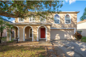 5844 ROYAL HILLS CIRCLE, WINTER HAVEN, FL 33881 Sold 03/26/25