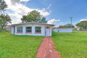 738 STRAIN BOULEVARD, LAKELAND, FL 33815 Sold 05/09/25