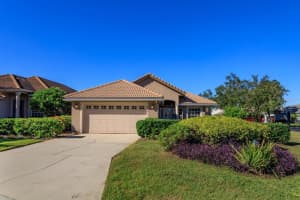 379 NIBLICK CIRCLE, WINTER HAVEN, FL 33881 Sold 12/27/24