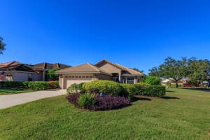 379 NIBLICK CIRCLE, WINTER HAVEN, FL 33881 Sold 12/27/24