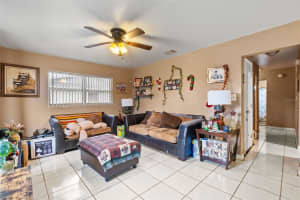 120 2ND STREET, WINTER HAVEN, FL 33880 Sold 02/03/25
