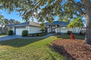 817 CARLTON COURT, WINTER HAVEN, FL 33884 Sold 05/12/25