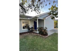 1082 SUNSHINE WAY, WINTER HAVEN, FL 33880 - MLS#MFRP4932934