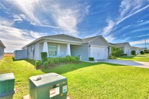 566 VALENTINA LANE, AUBURNDALE, FL 33823 Sold 07/08/25