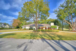 2943 PLANTATION ROAD, WINTER HAVEN, FL 33884 Sold 03/31/25